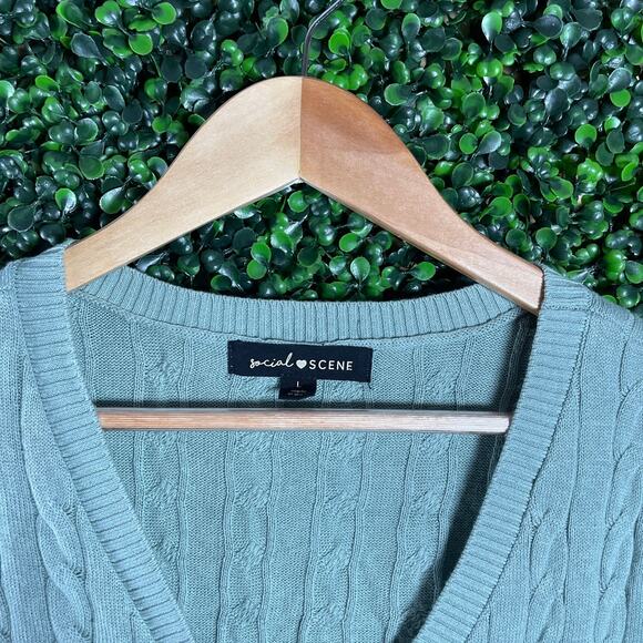Social Scene, Green Knit Vest, Women’s Size L - Picture 3 of 7